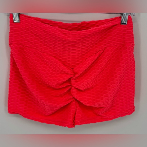 Vibrant High Waist Red Women's Shorts - Picture 3 of 8